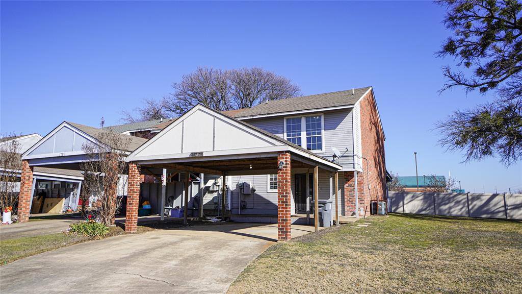 Townhouse for rent at 1777 Westerham Dr, Dallas, TX 75232