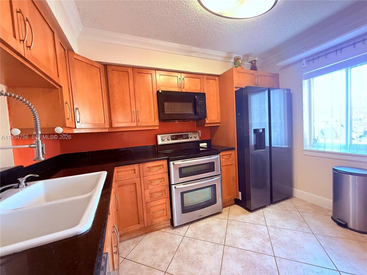 Apartment for rent at 14832 SW 91st Terrace, Miami, FL 33196