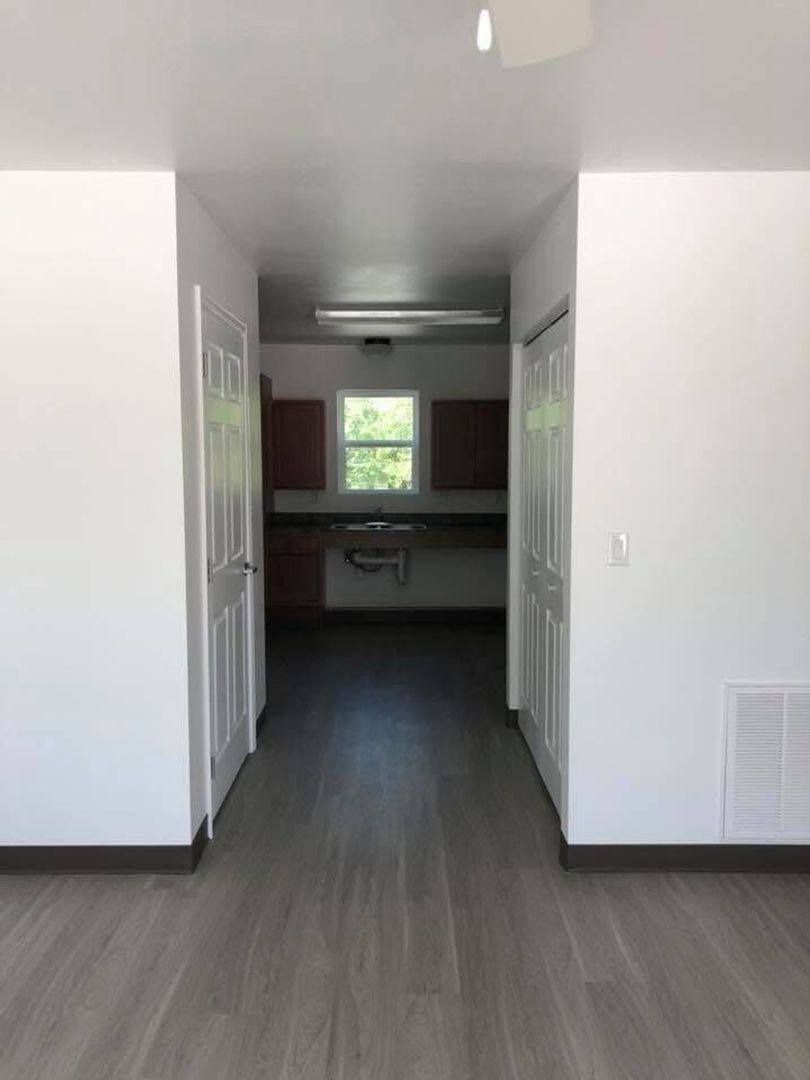 Apartment for rent at 9 James Courtney Blvd #INDIAN Trail Apartme, Lawrenceville, IL 62439