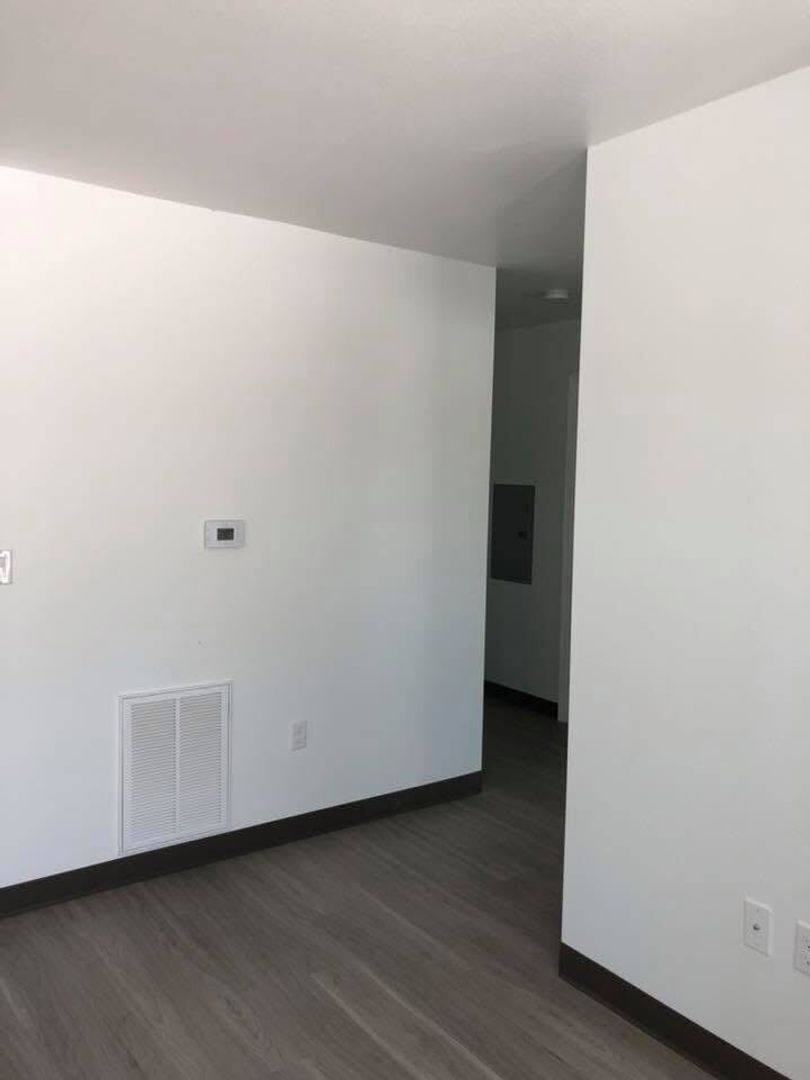 Apartment for rent at 9 James Courtney Blvd #INDIAN Trail Apartme, Lawrenceville, IL 62439