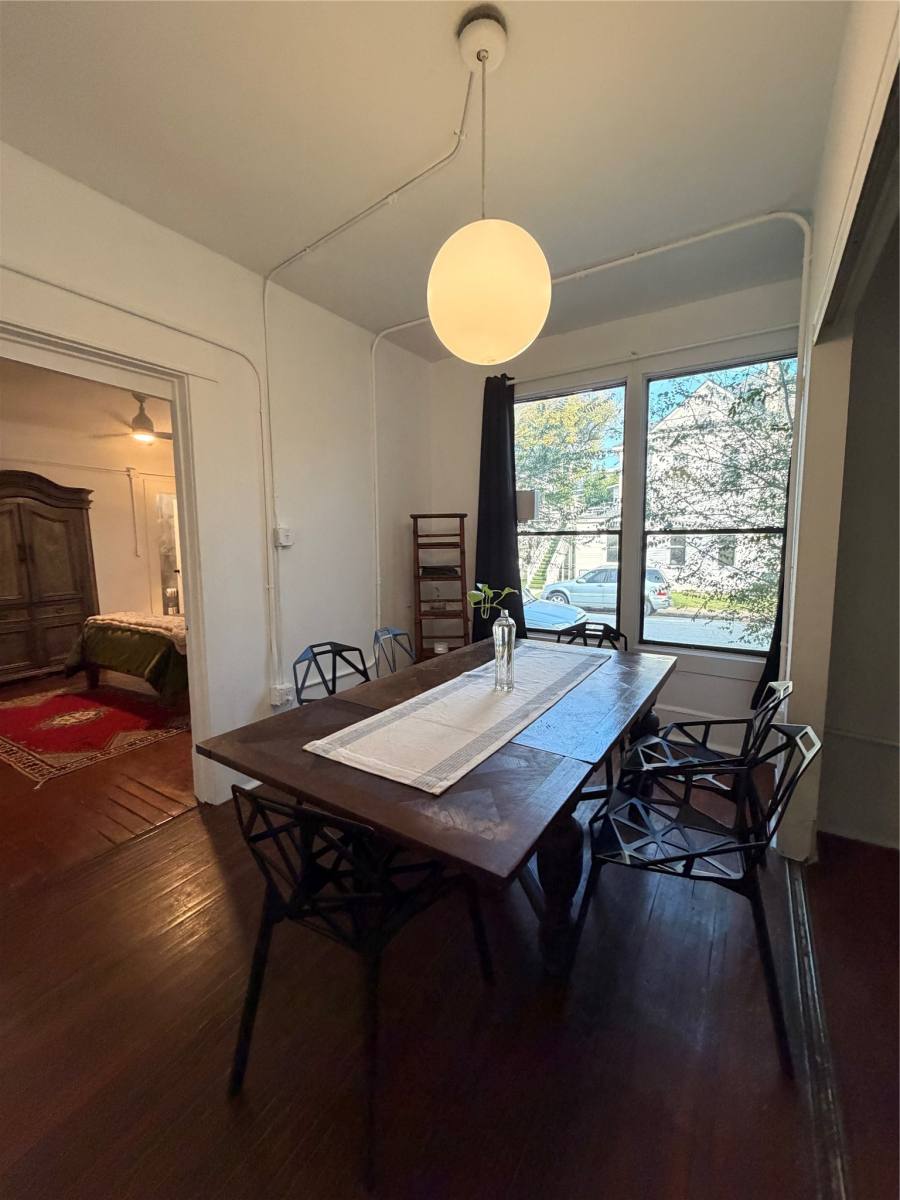 Apartment for rent at 402 Hyde Park Blvd #402-4, Houston, TX 77006