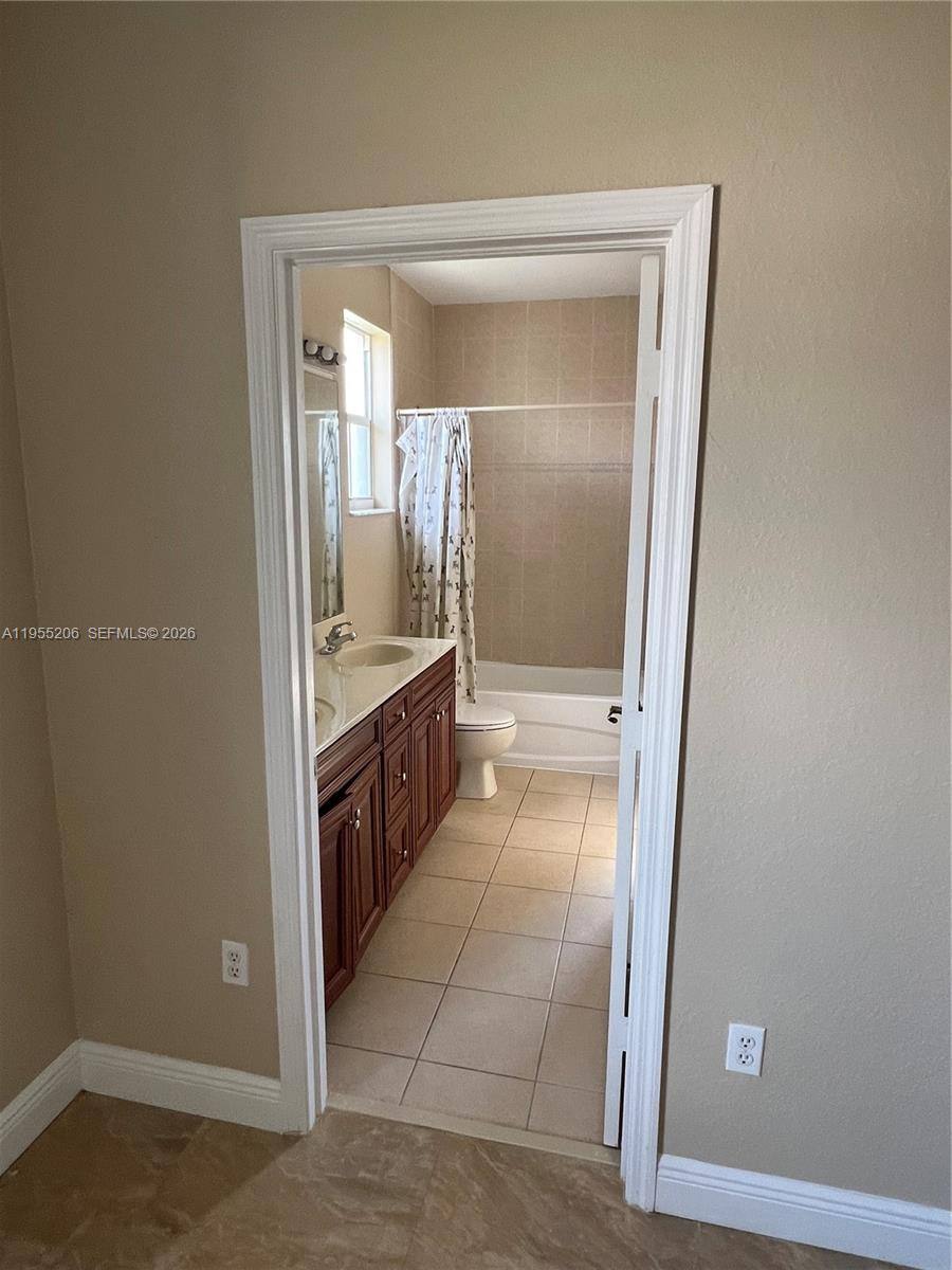 Apartment for rent at 15389 SW 90th Terrace, Miami, FL 33196