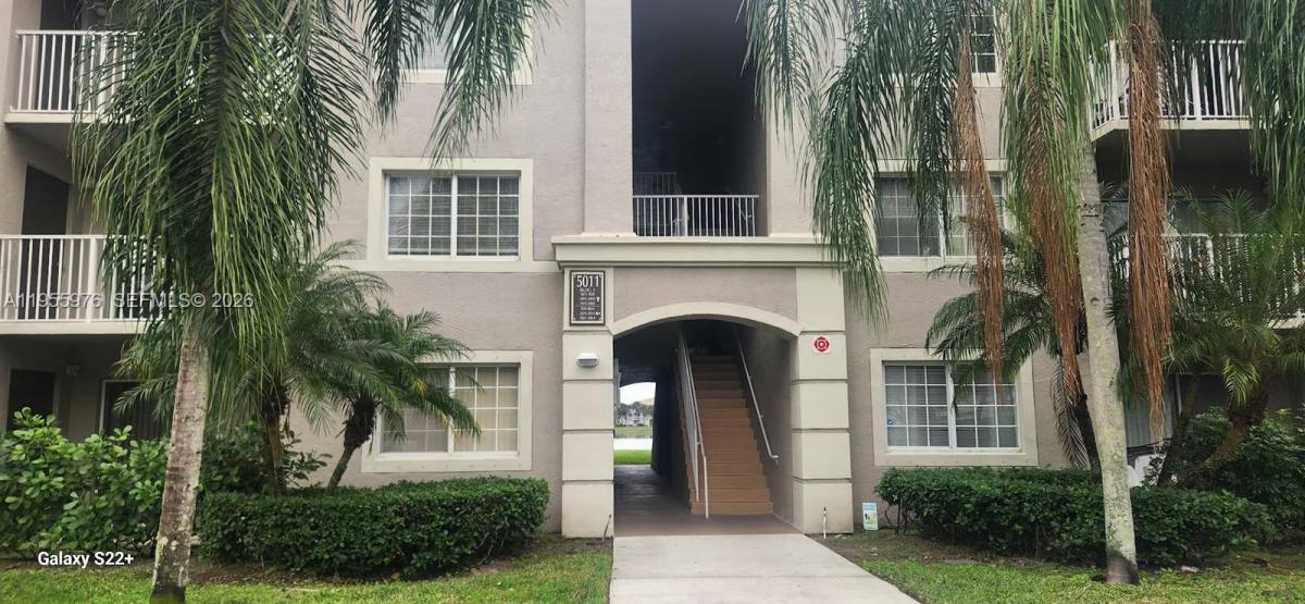 Apartment for rent at 5011 Wiles Rd #306, Pompano Beach, FL 33073