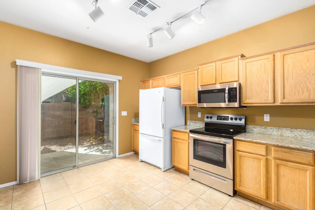 House for rent at 871 E Stottler Dr, Gilbert, AZ 85296