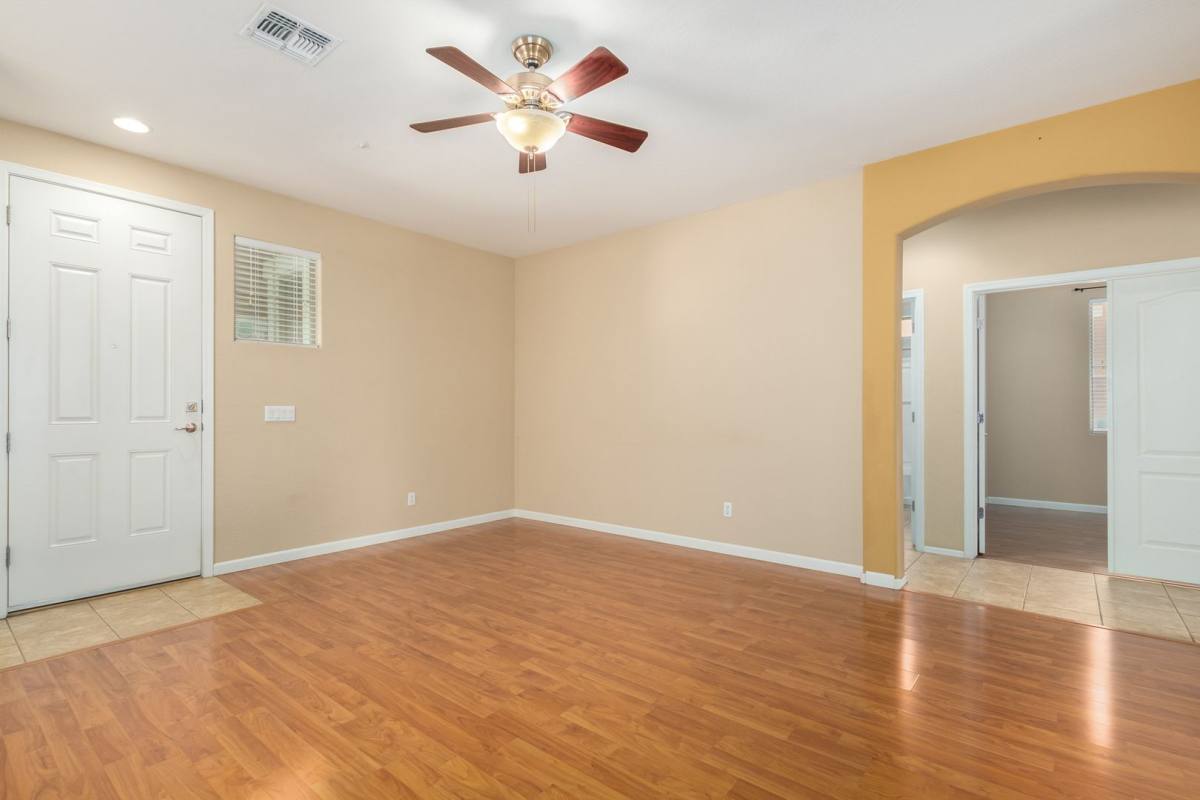 House for rent at 871 E Stottler Dr, Gilbert, AZ 85296