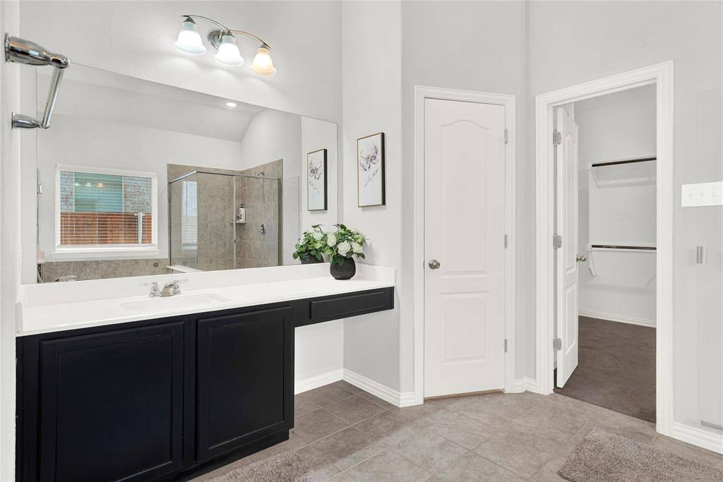 Apartment for rent at 3712 Maroon Creek Rd, Aubrey, TX 76227