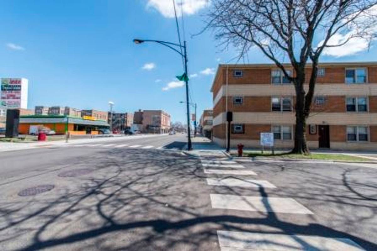 Apartment for rent at 7901 S Paxton, Chicago, IL 60617
