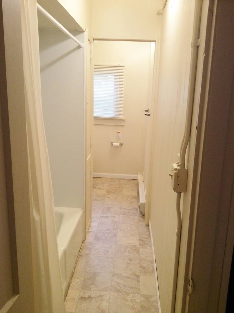 Apartment for rent at 301 S 10th St, Goshen, IN 46526