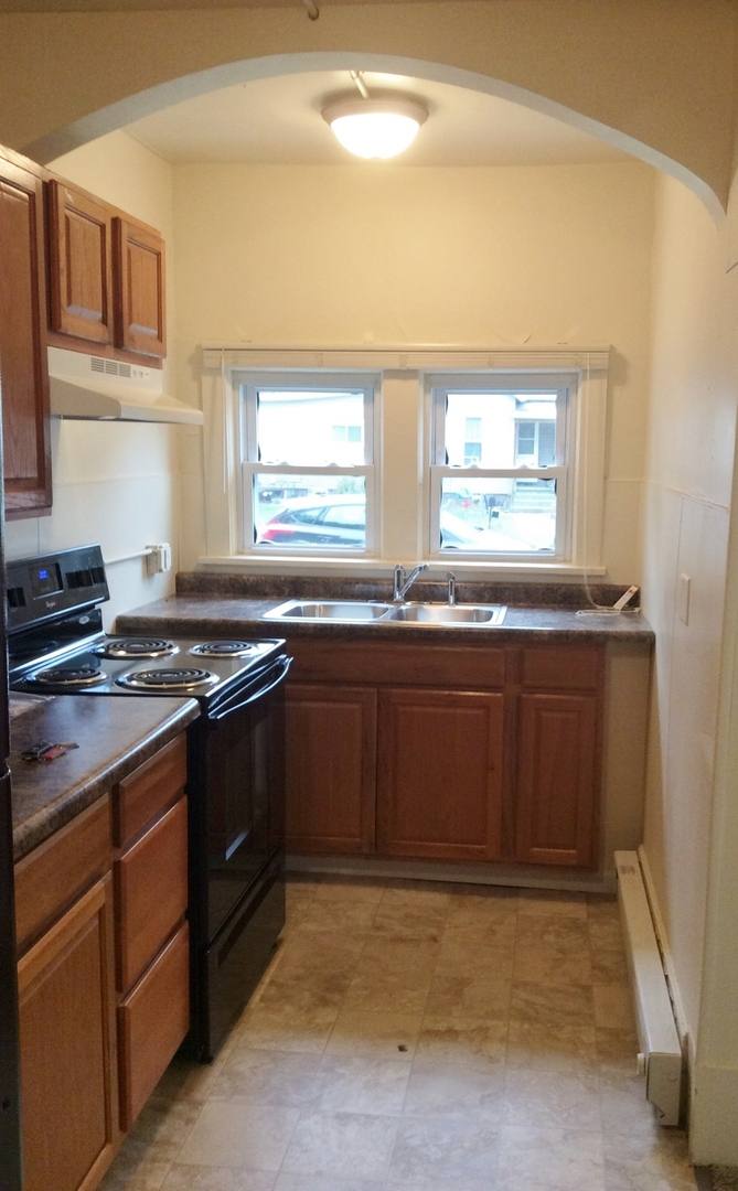 Apartment for rent at 301 S 10th St, Goshen, IN 46526