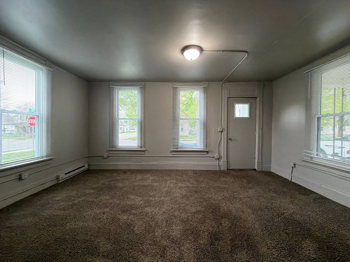 Apartment for rent at 301 S 10th St, Goshen, IN 46526