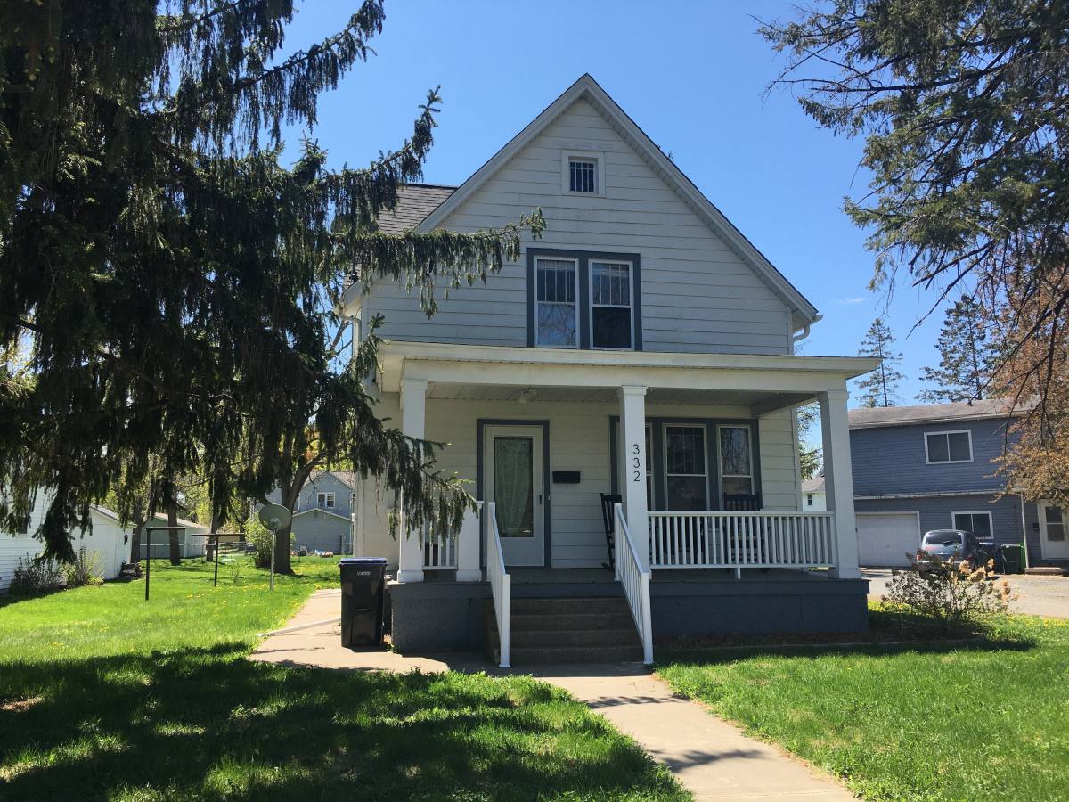 House for rent at 332 E 5th St, New Richmond, WI 54017