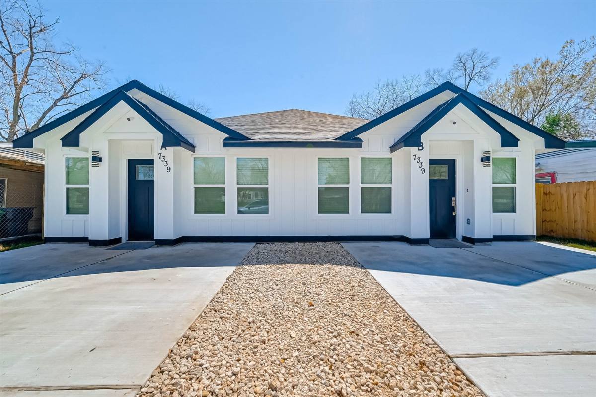 Apartment for rent at 7339 Krueger Rd #7339B, Houston, TX 77033