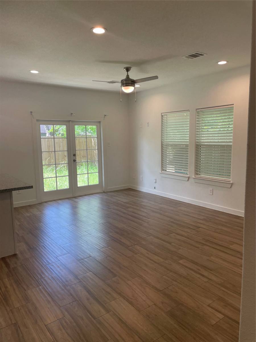 Townhouse for rent at 5314 Longmeadow St #5314B, Houston, TX 77033