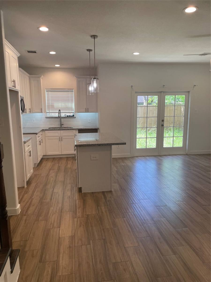 Townhouse for rent at 5314 Longmeadow St #5314B, Houston, TX 77033
