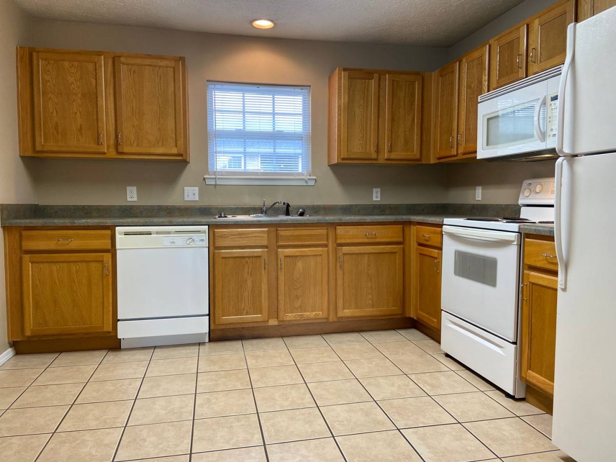 Apartment for rent at 172 Humanity Lane, Branson, MO 65616