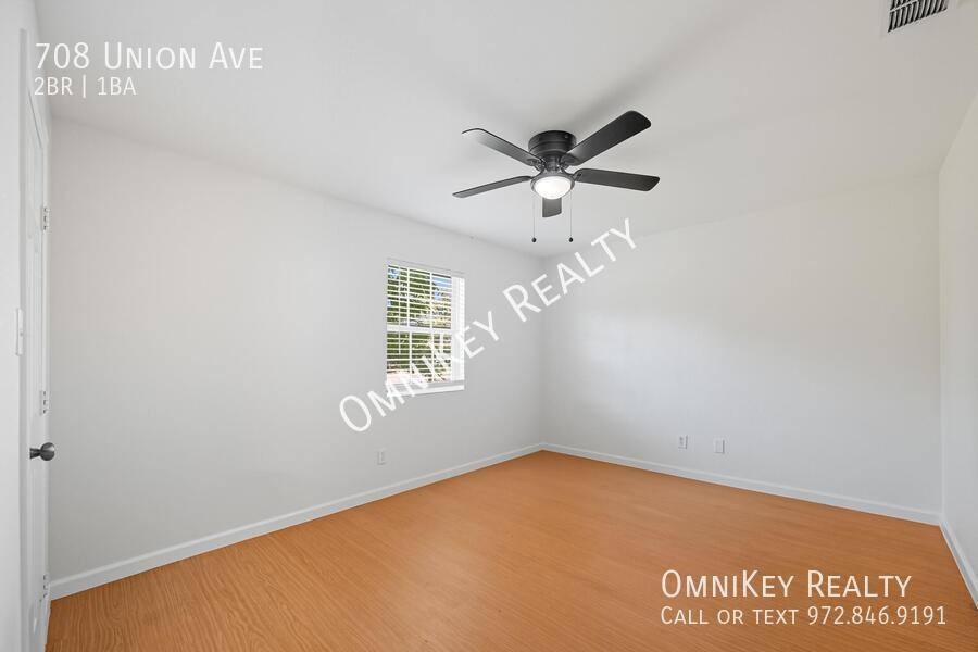 House for rent at 708 Union Ave, Bonham, TX 75418