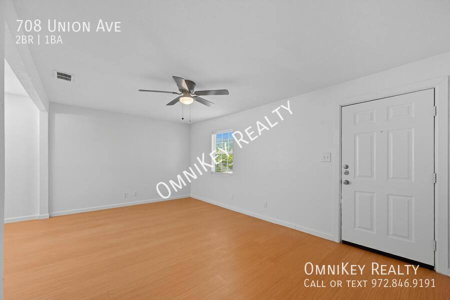 House for rent at 708 Union Ave, Bonham, TX 75418