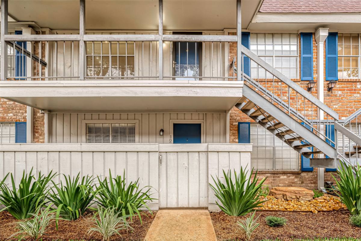 Condo for rent at 2350 Bering Dr #122, Houston, TX 77057