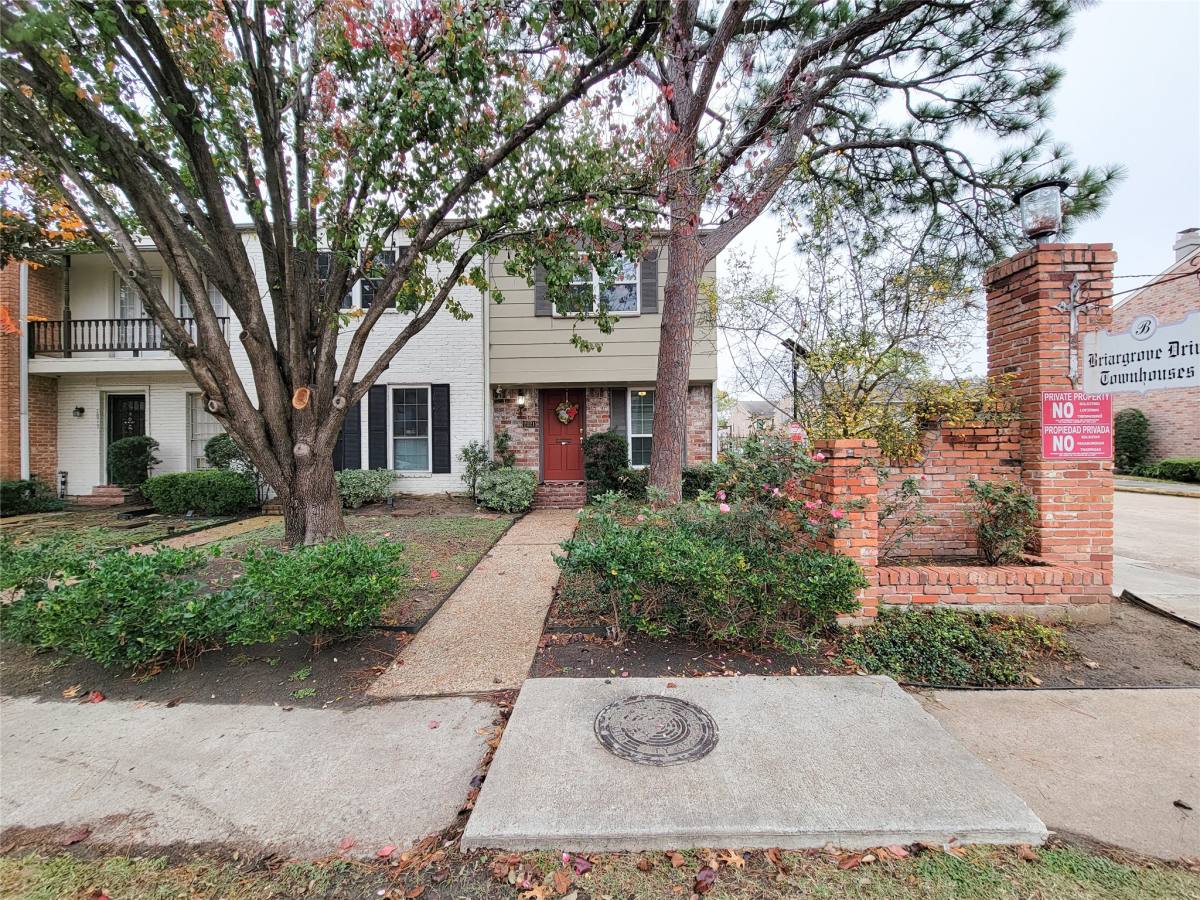 Condo for rent at 2021 Winrock Blvd #167, Houston, TX 77057