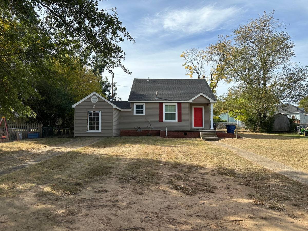 House for rent at 4024 Macarthur Dr, Fort Smith, AR 72904