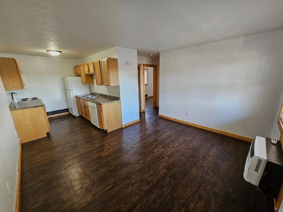 Apartment for rent at 1425 8th St S, La Crosse, WI 54601