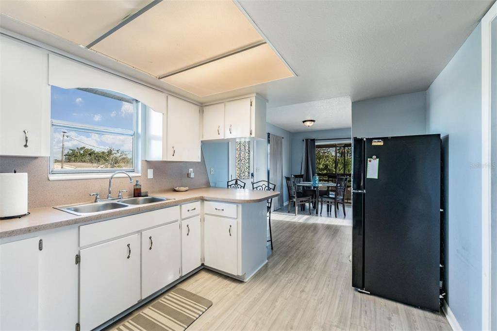 Apartment for rent at 208 S Canal St #208, Ruskin, FL 33570