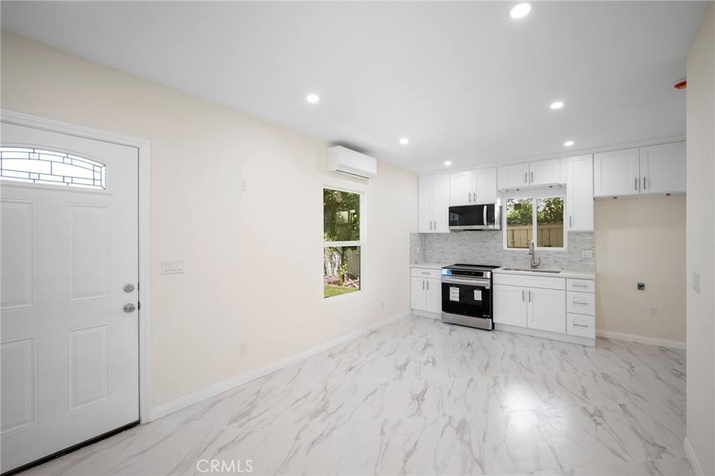Apartment for rent at 505 Myrtle St #505A, Glendale, CA 91203