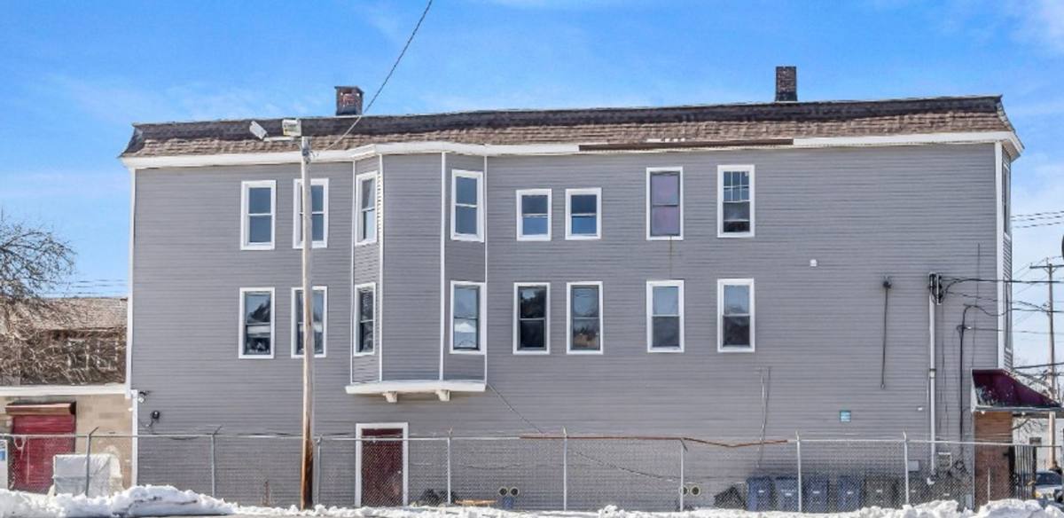 Apartment for rent at 1322 Stratford Ave, Bridgeport, CT 06607