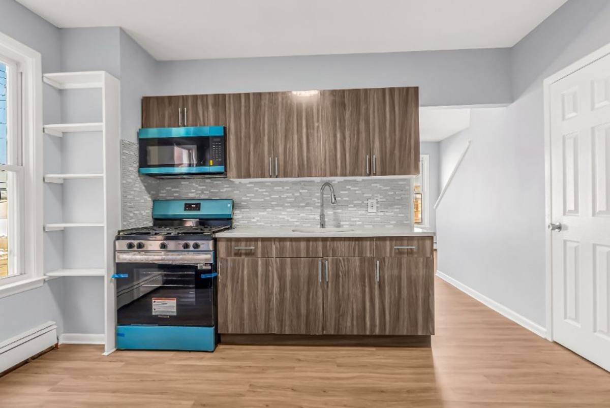 Apartment for rent at 1322 Stratford Ave, Bridgeport, CT 06607