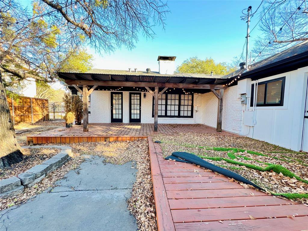 Apartment for rent at 101 Lindenwood Dr #101, Fort Worth, TX 76107