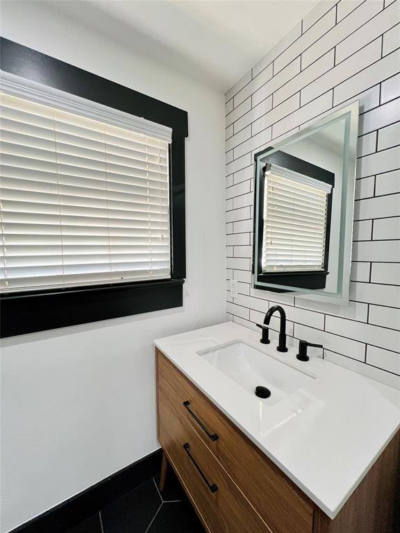 Apartment for rent at 101 Lindenwood Dr #101, Fort Worth, TX 76107