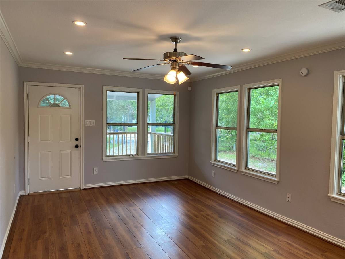 Apartment for rent at 819 Eubanks St #819, Houston, TX 77022