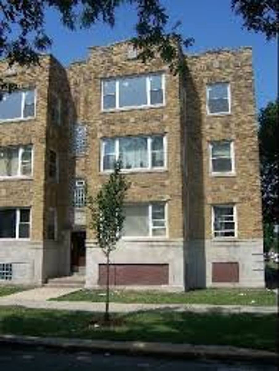 Apartment for rent at 6200 S Albany Ave, Chicago, IL 60629