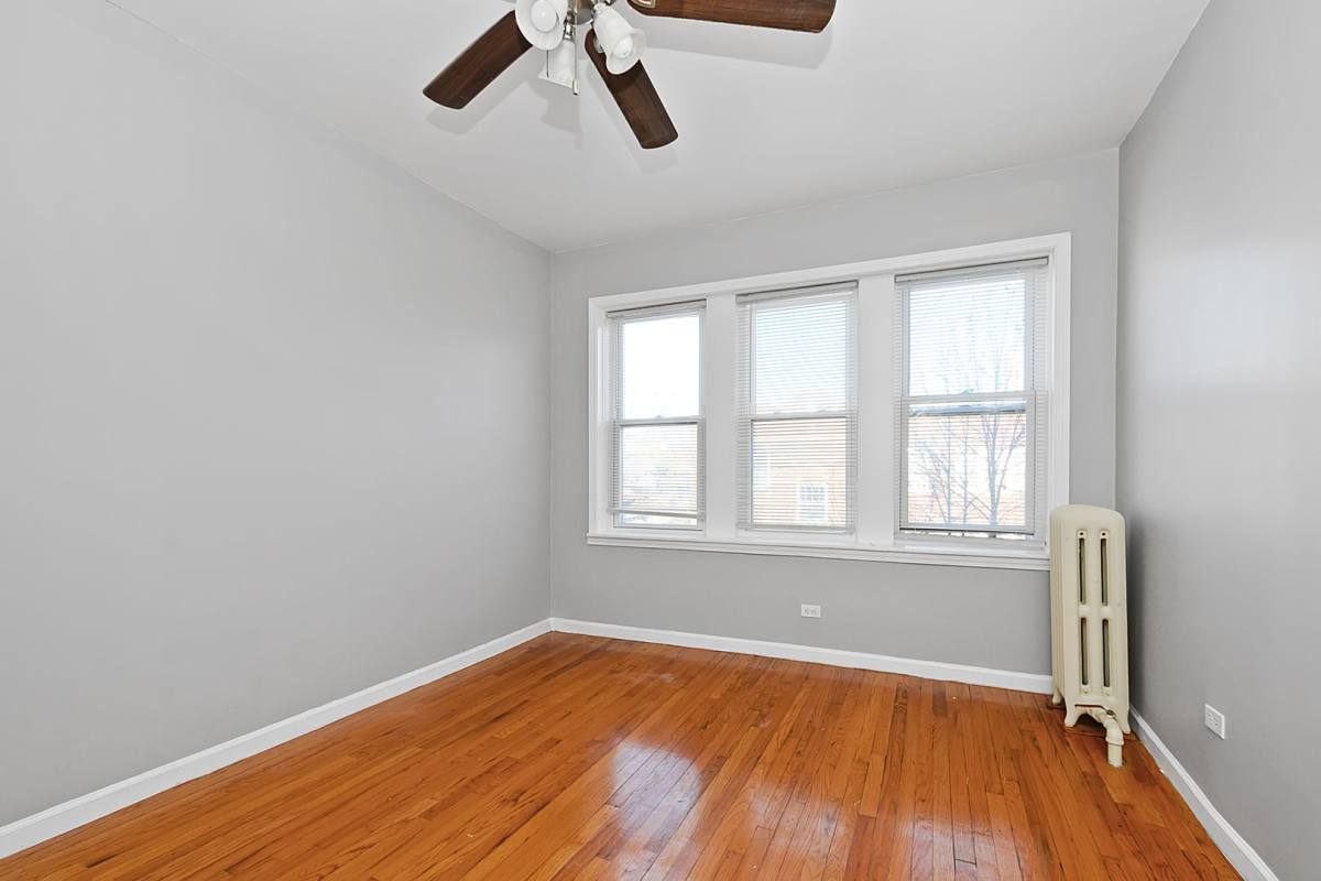 Apartment for rent at 6200 S Albany Ave, Chicago, IL 60629