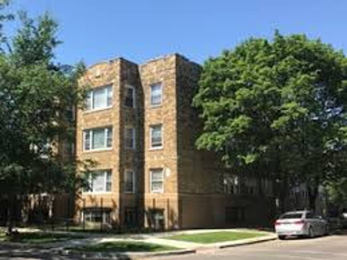 Apartment for rent at 6200 S Albany Ave, Chicago, IL 60629