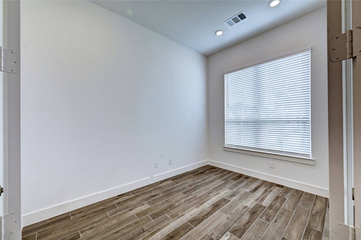 Apartment for rent at 7302 New Pecan Dr, Fulshear, TX 77441