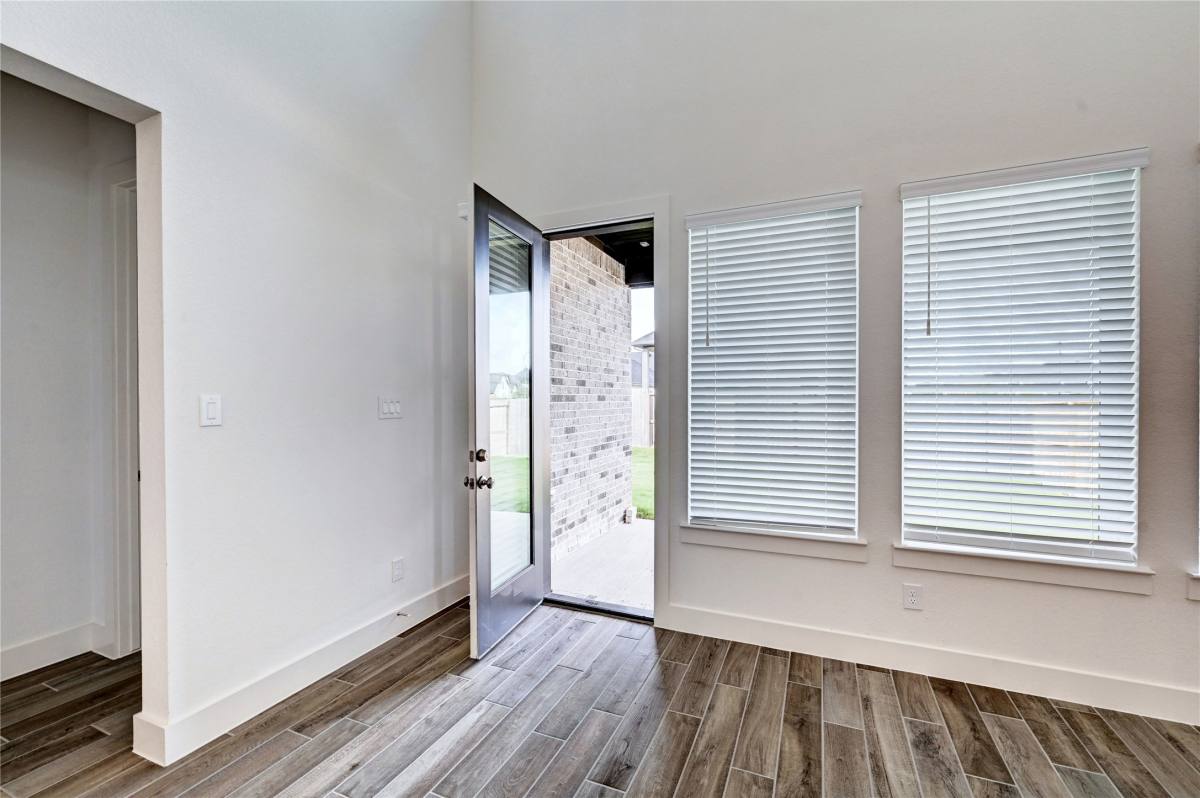 Apartment for rent at 7302 New Pecan Dr, Fulshear, TX 77441