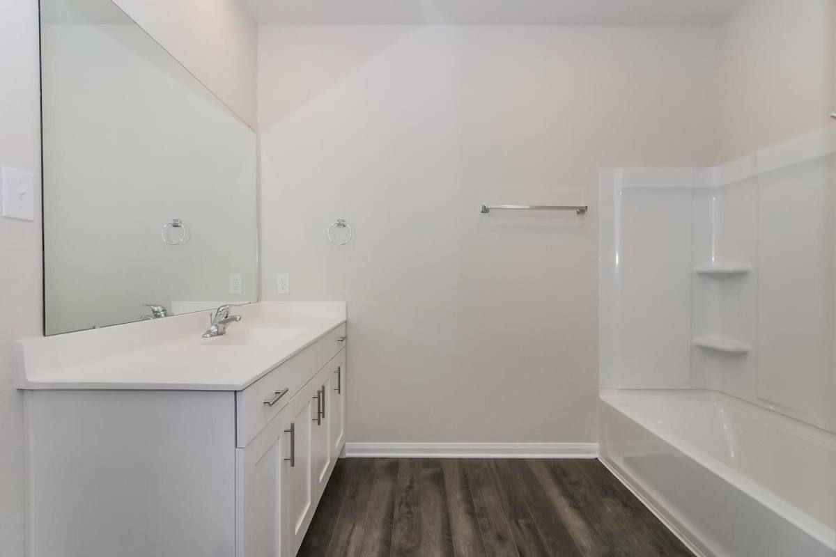 Apartment for rent at 8102 Sunberry Shadow Dr, Houston, TX 77016