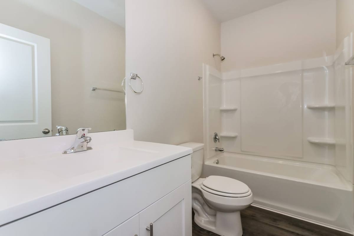Apartment for rent at 8102 Sunberry Shadow Dr, Houston, TX 77016