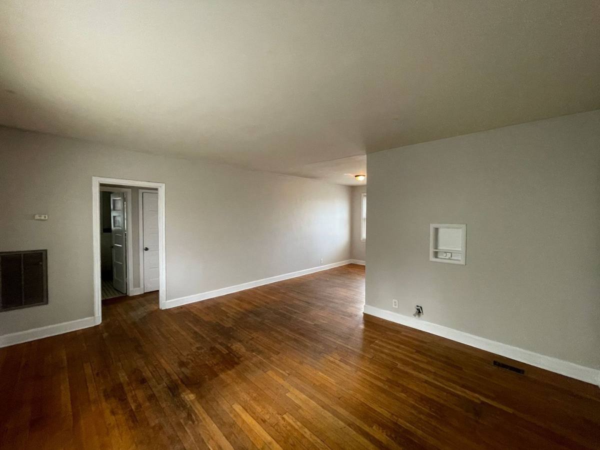 Apartment for rent at 707 N Lafayette St, Shelby, NC 28150