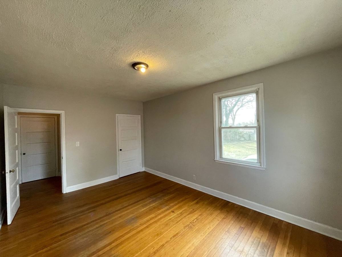 Apartment for rent at 707 N Lafayette St, Shelby, NC 28150