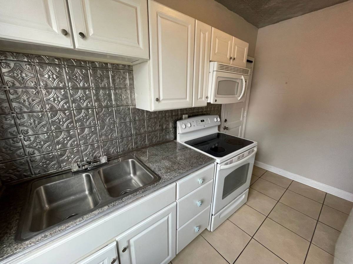 Apartment for rent at 707 N Lafayette St, Shelby, NC 28150