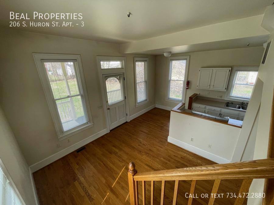 Townhouse for rent at 206 S Huron St #3, Ypsilanti, MI 48197