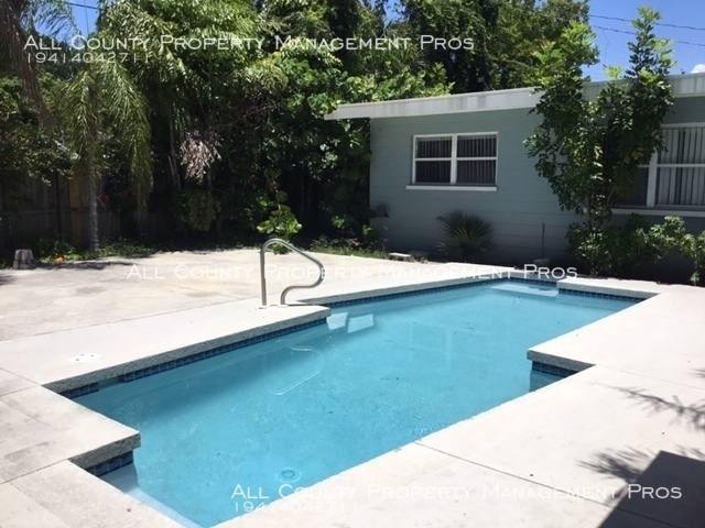 Townhouse for rent at 3513 Norwood Court, Sarasota, FL 34234