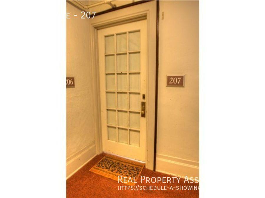 Condo for rent at 403 Terry Ave #207, Seattle, WA 98104