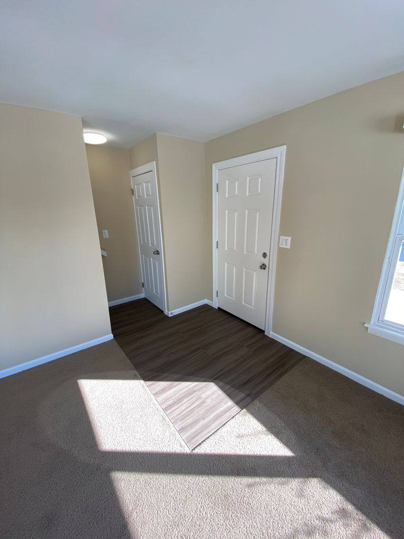 Townhouse for rent at 400-414 Chiswell St, Saukville, WI 53080