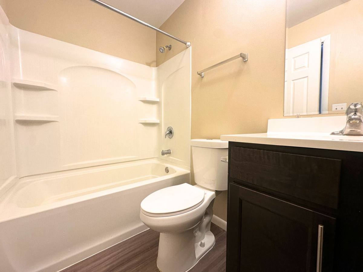 Townhouse for rent at 400-414 Chiswell St, Saukville, WI 53080