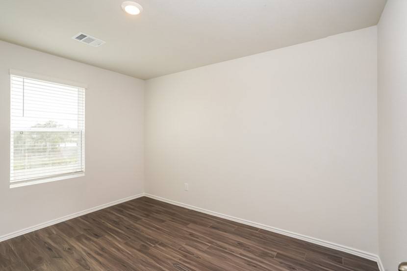 Apartment for rent at 3001 Wild Indigo Trail, Brookshire, TX 77423