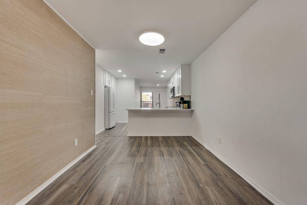 Townhouse for rent at 13737 Flagstone Lane, Dallas, TX 75240