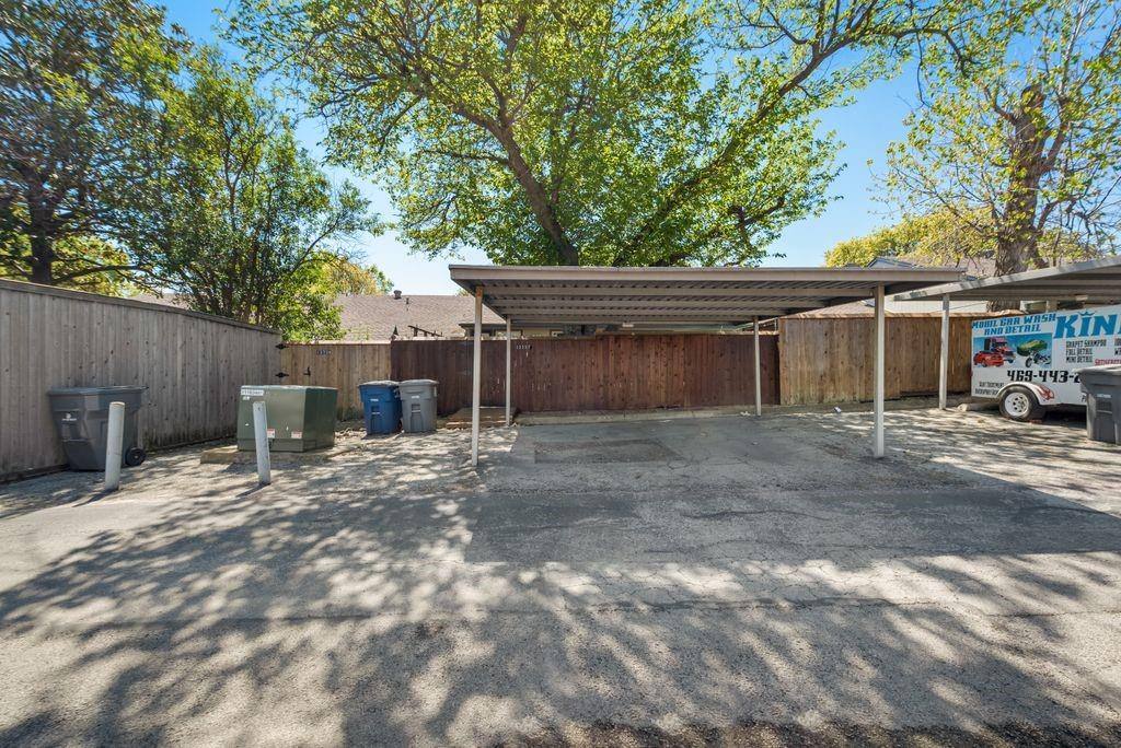 Townhouse for rent at 13737 Flagstone Lane, Dallas, TX 75240